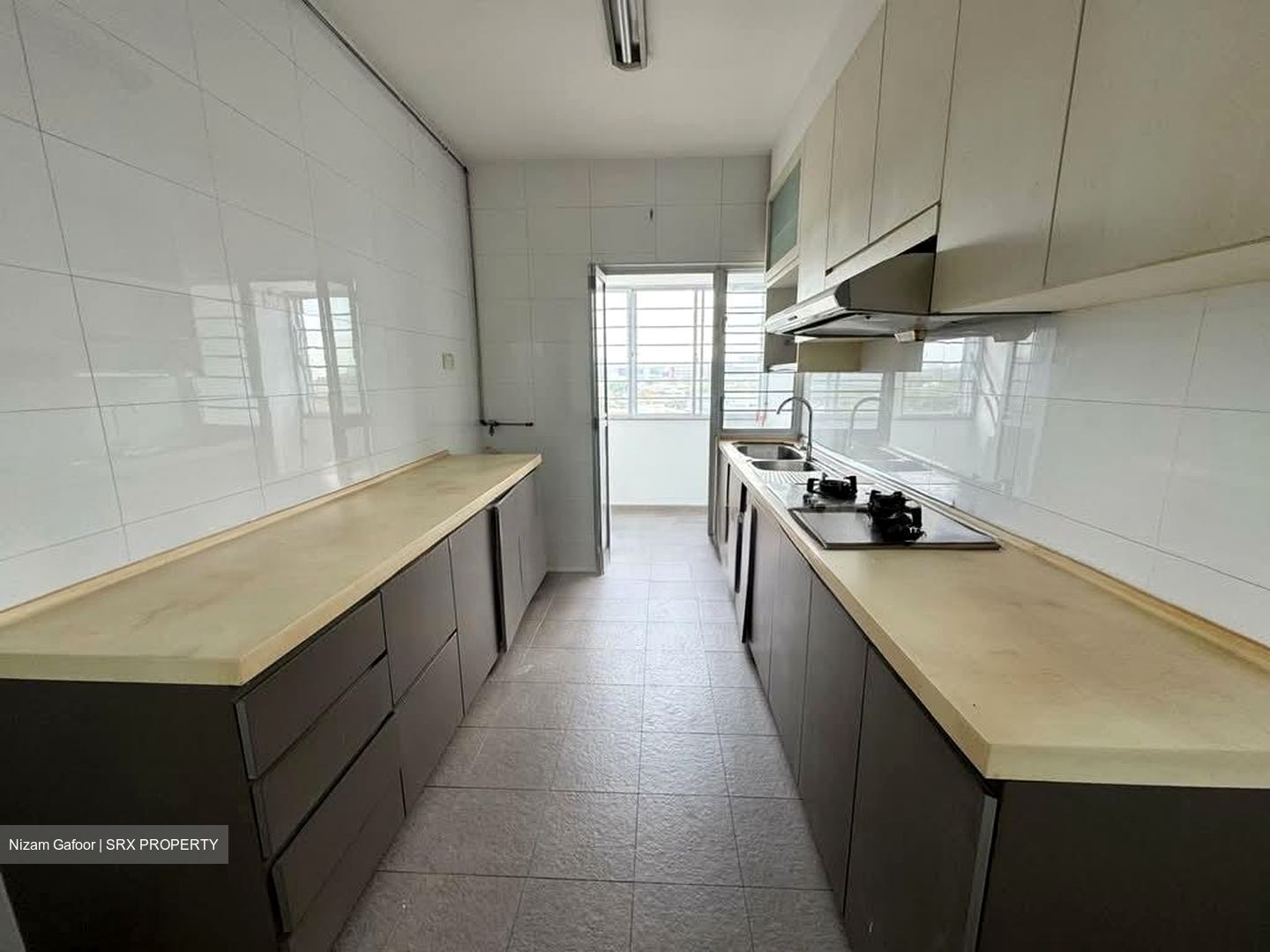 Sherwood Towers (D21), Apartment #564132001